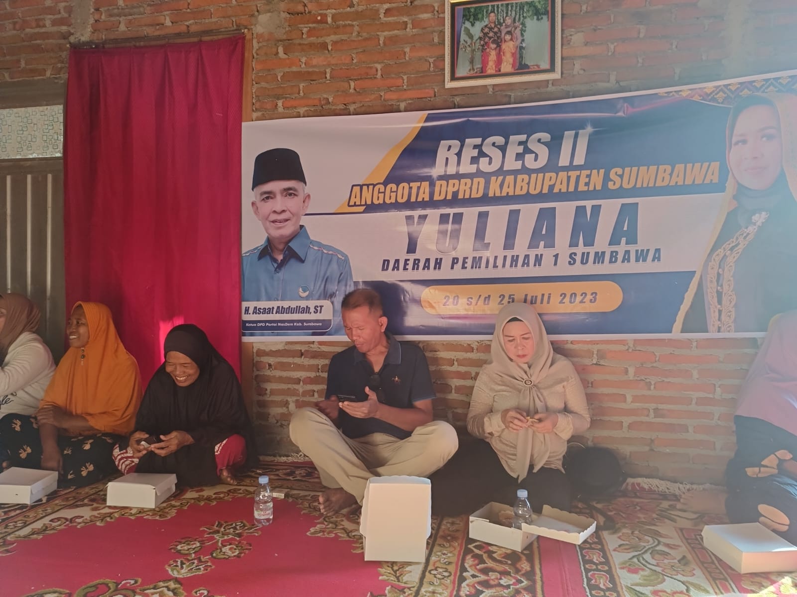 Yuliana “Eksekusi” Langsung Aspirasi Warga Yuliana “Eksekusi” Langsung Aspirasi Warga