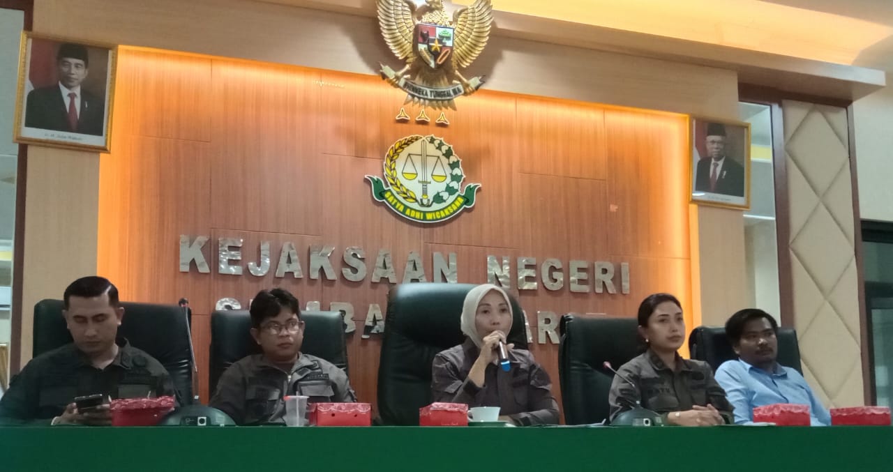 Kejari Selamatkan Puluhan Juta Uang Negara dari Pemda KSB Kejari Selamatkan Puluhan Juta Uang Negara dari Pemda KSB