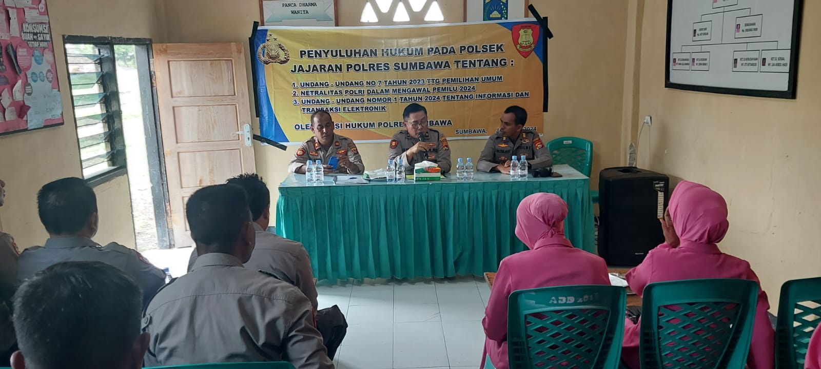 Jelang Pemilu, Sikum Polres Sumbawa   Sosialiasi Hukum di Polsek Jajaran