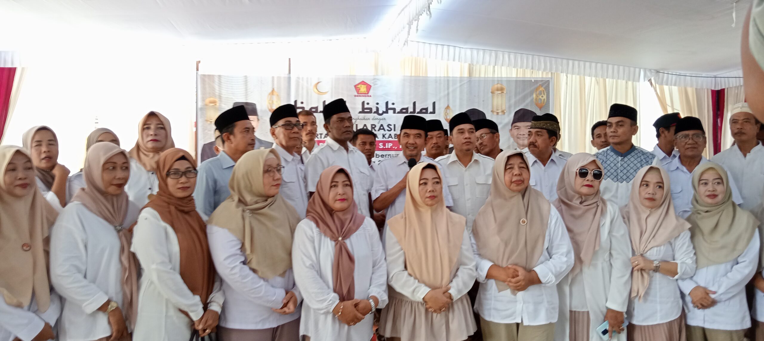 DPC Gerindra Sumbawa Deklarasi Dukung Lalu Pathul Bahri Maju Pilgub NTB DPC Gerindra Sumbawa Deklarasi Dukung Lalu Pathul Bahri Maju Pilgub NTB