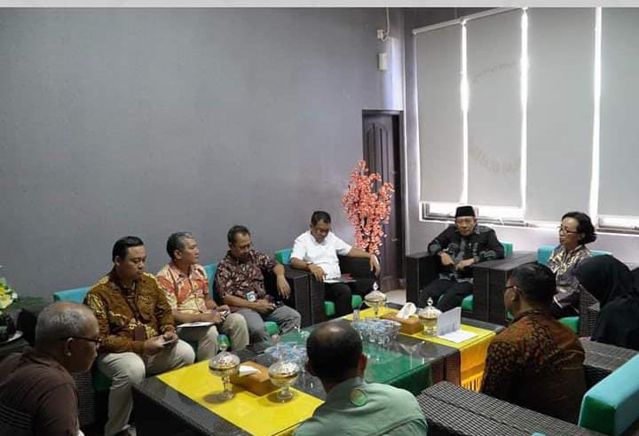 Bupati Audiensi dengan Ditjen Perbendaharaan Provinsi NTB