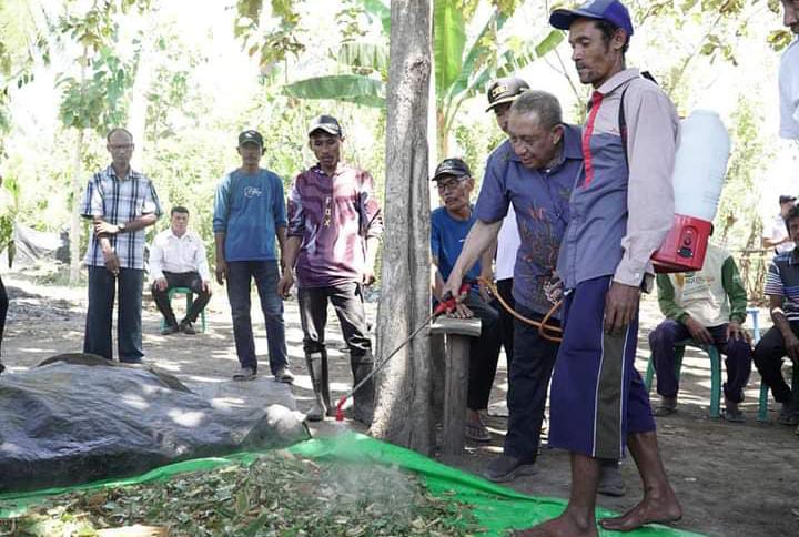 Bupati Sumbawa Tinjau Pembuatan Pupuk Organik untuk Tingkatkan Kapasitas Petani