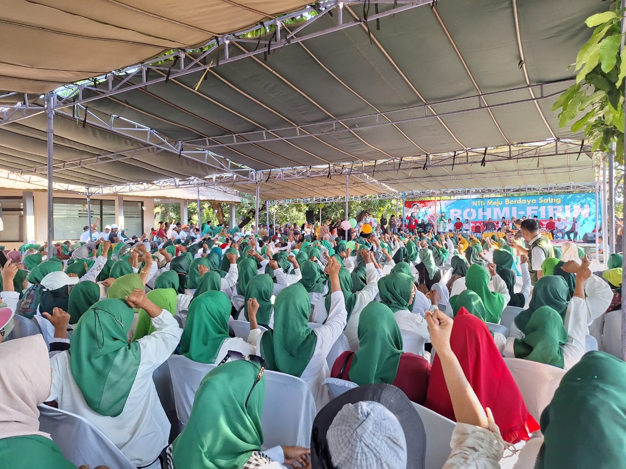 Relawan Rohmi – Firin Kabupaten Sumbawa Resmi Dikukuhkan Relawan Rohmi – Firin Kabupaten Sumbawa Resmi Dikukuhkan