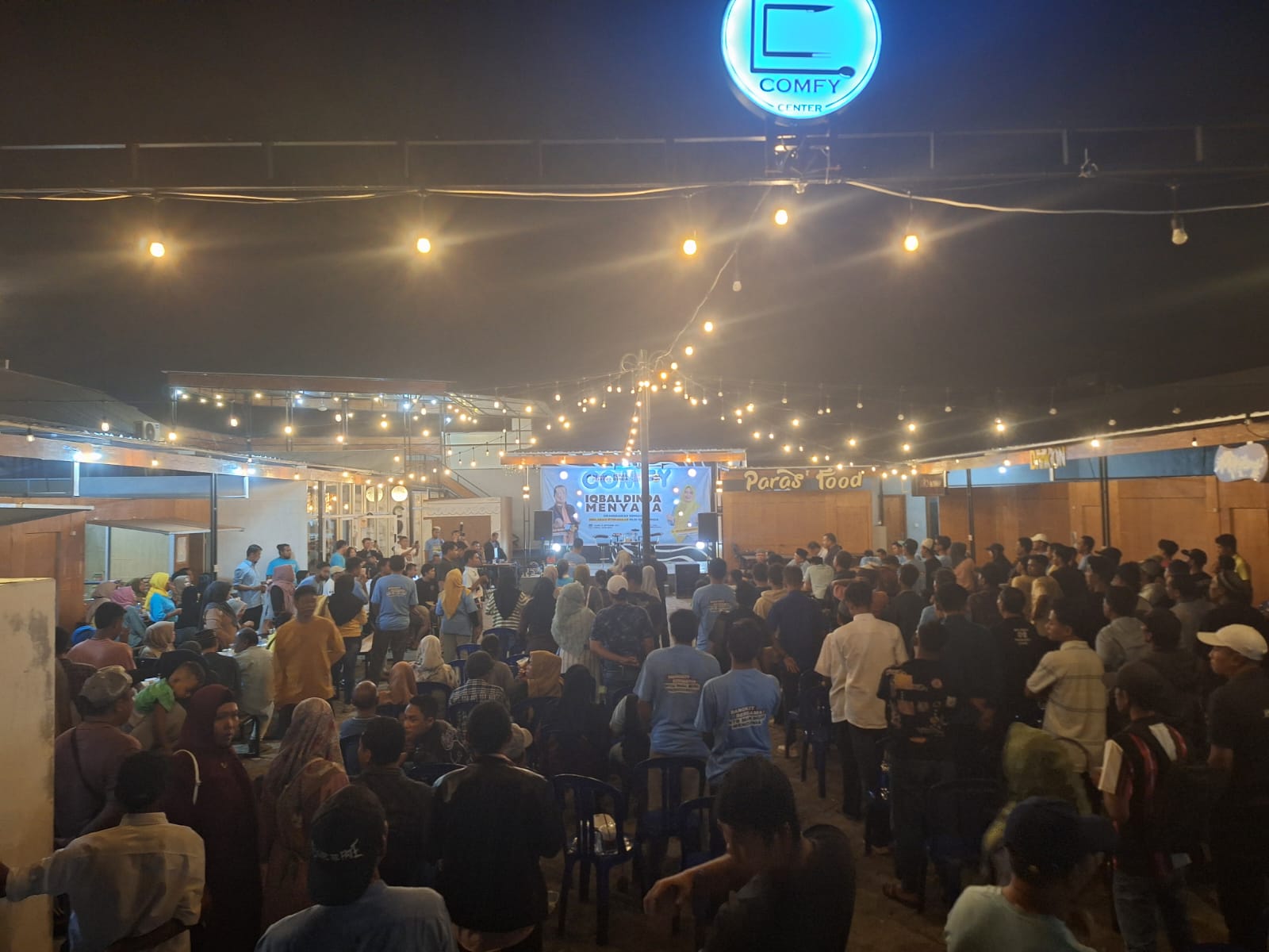 Teman Aan Deklarasi Dukung Iqbal-Dinda Teman Aan Deklarasi Dukung Iqbal-Dinda