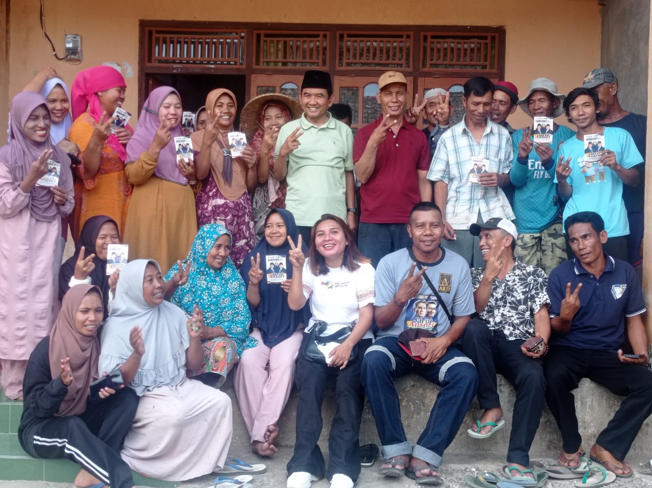Blusukan di Serading, Ansori Sampaikan Solusi Pertanian dan Pendidikan Anak Petani