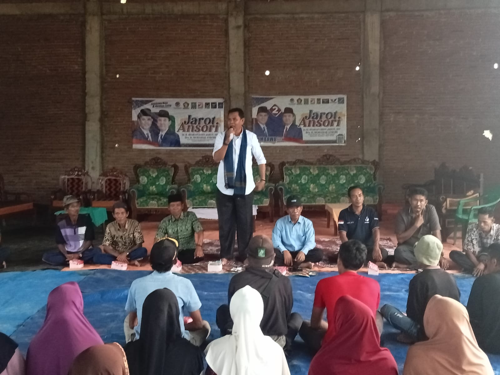 Warga Orong Telu Kompak Dukung Jarot-Ansori