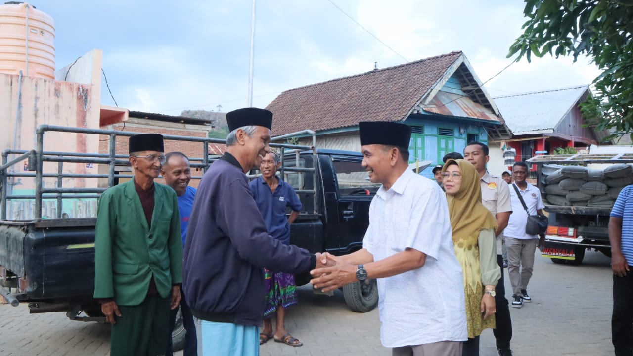 Penuhi Kebutuhan Air Bersih Warga Lantung, H. Ansori Siap Bangun Sumur Bor Penuhi Kebutuhan Air Bersih Warga Lantung, H. Ansori Siap Bangun Sumur Bor