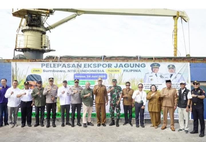 6.000 Ton Jagung Sumbawa Diekspor ke Filipina 6.000 Ton Jagung Sumbawa Diekspor ke Filipina