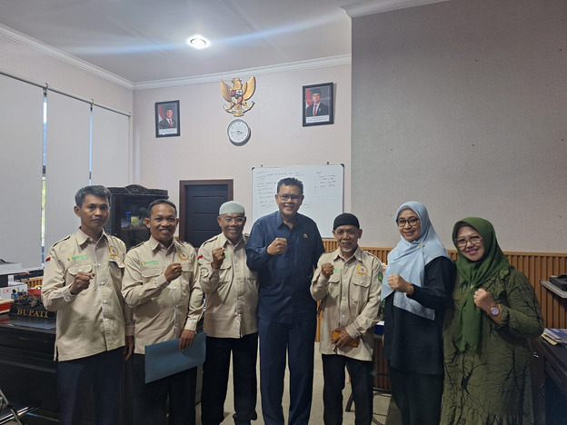 Bupati Sumbawa dan Dewan Pendidikan Bahas Mutu dan Akses Pendidikan Bupati Sumbawa dan Dewan Pendidikan Bahas Mutu dan Akses Pendidikan
