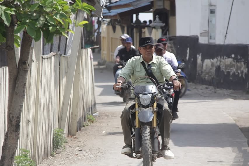Jajaki Peluang Kolaborasi Pengembangan Pariwisata, Bupati Ajak Rektor UNRAM ke Pulau Moyo Jajaki Peluang Kolaborasi Pengembangan Pariwisata, Bupati Ajak Rektor UNRAM ke Pulau Moyo