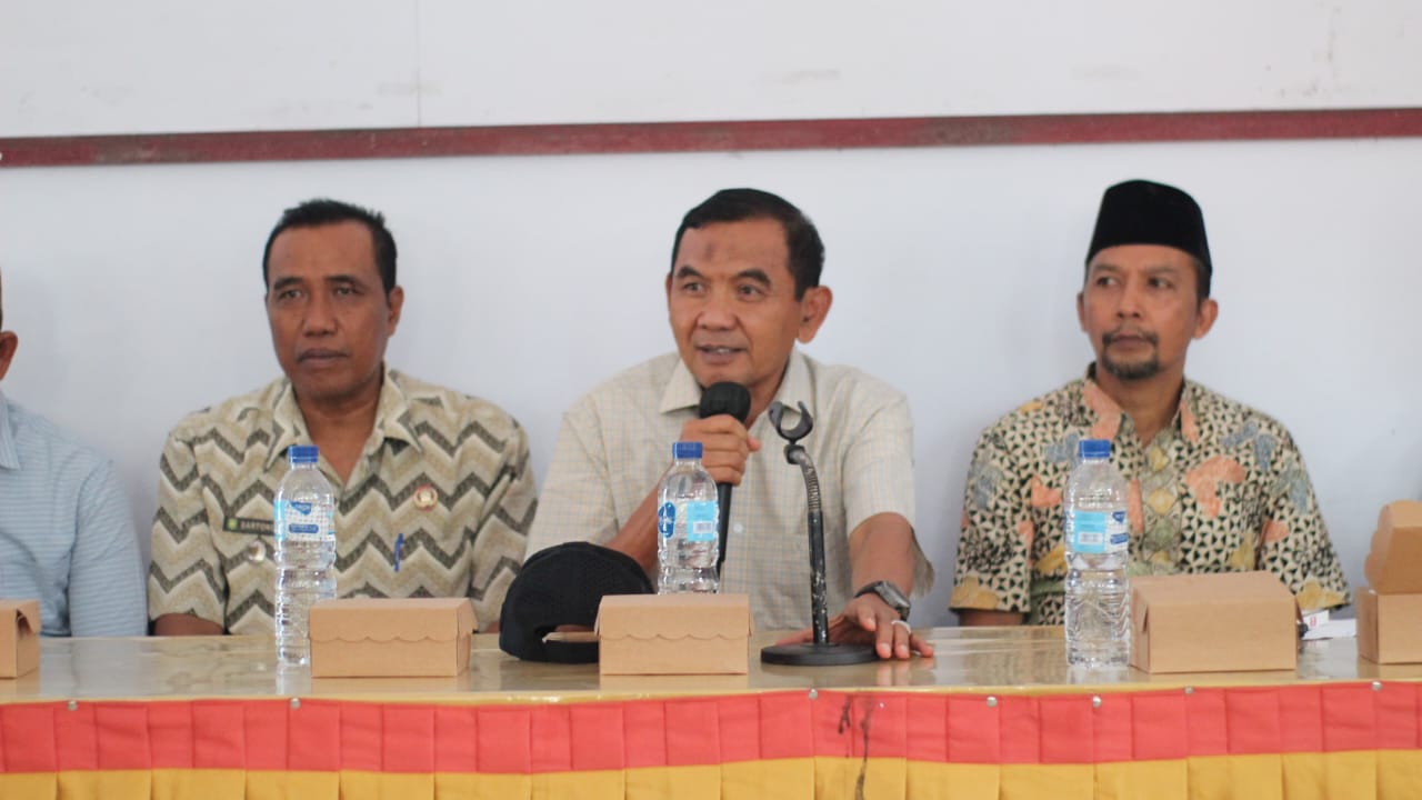 Pemkab Sumbawa Komitmen Hadirkan TPA dan Alat Pengolahan Sampah Modern di Utan Pemkab Sumbawa Komitmen Hadirkan TPA dan Alat Pengolahan Sampah Modern di Utan