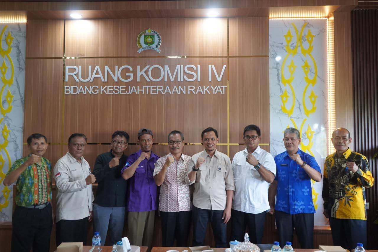DPRD Sumbawa Dorong Kejelasan Status Lahan dan Izin Operasional SMAN 1 Moyo Hilir