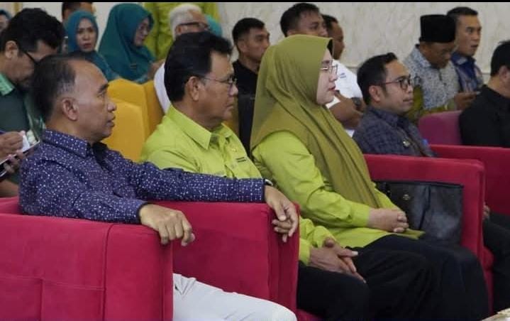 Bupati Jarot Dorong TPID Bersinergi, Stabilkan Harga Sembako dan LPG Bupati Jarot Dorong TPID Bersinergi, Stabilkan Harga Sembako dan LPG