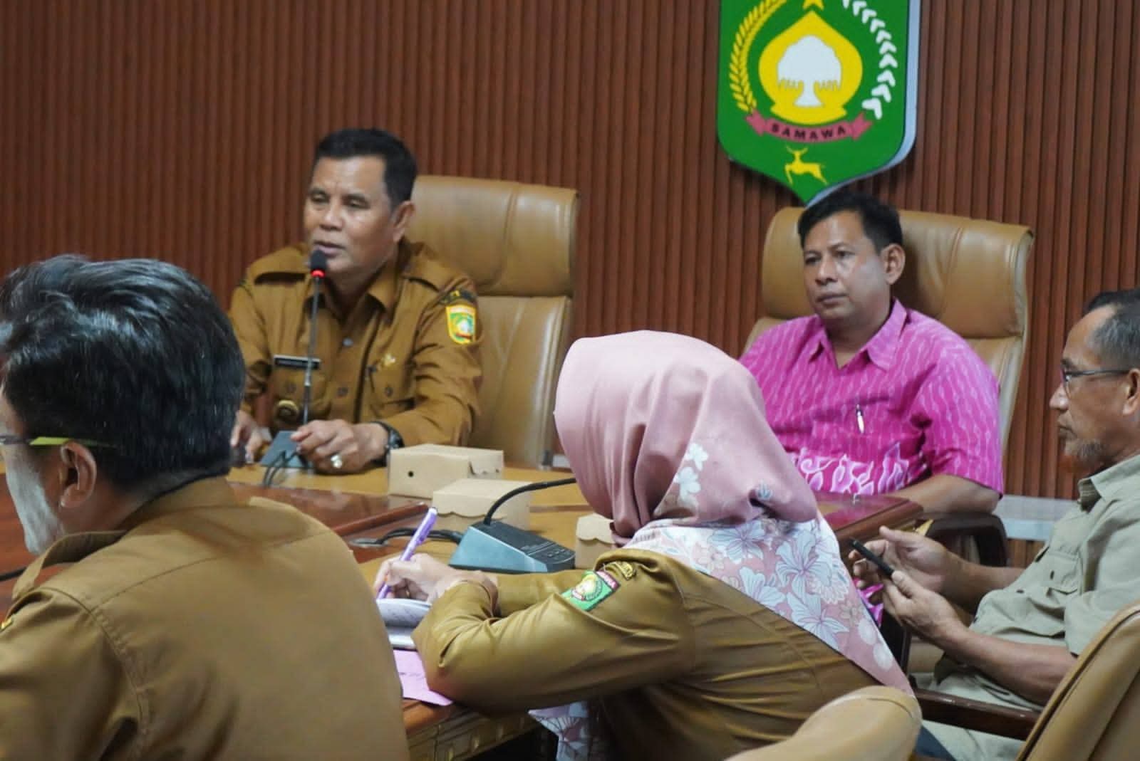 Tegas, Bupati Sumbawa Minta Pembangunan Indomaret di Alas Dikaji Ulang