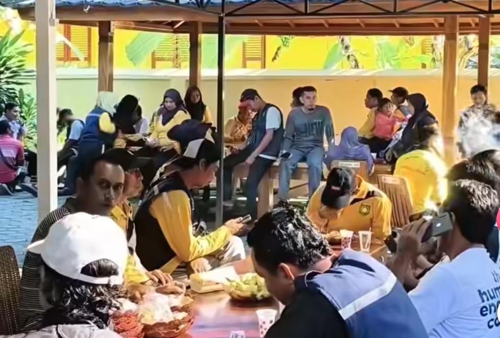 Wabup Ansori Jamu Petugas Kebersihan di Pendopo setiap Jumat