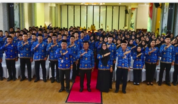 159 Orang CPNS di KSB Berubah Status Jadi PNS 159 Orang CPNS di KSB Berubah Status Jadi PNS