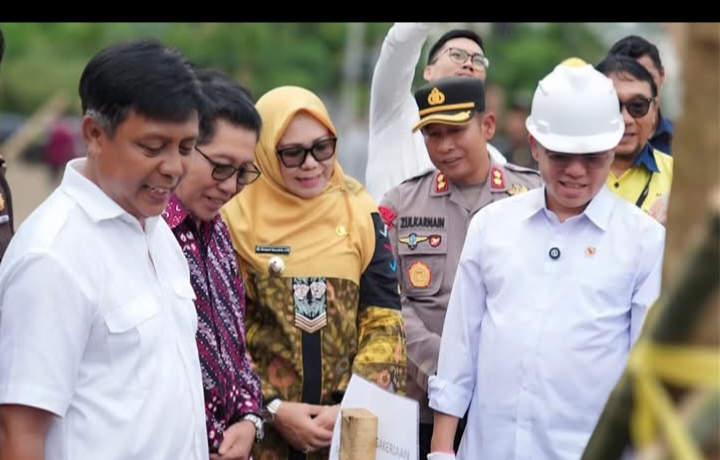 Menteri Tenaga Kerja RI Letakkkan Batu Pertama Revitalisasi Pembangunan BLK KSB