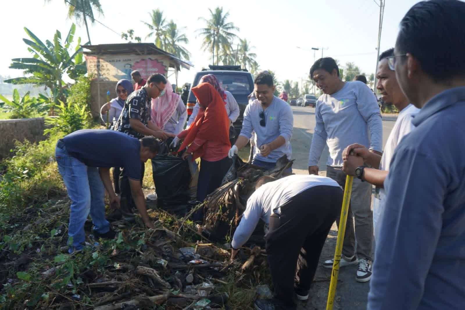 ​Respons Instruksi Presiden, Pemkab Sumbawa Gerakkan Gotong Royong Massal dari Desa hingga Kabupaten
