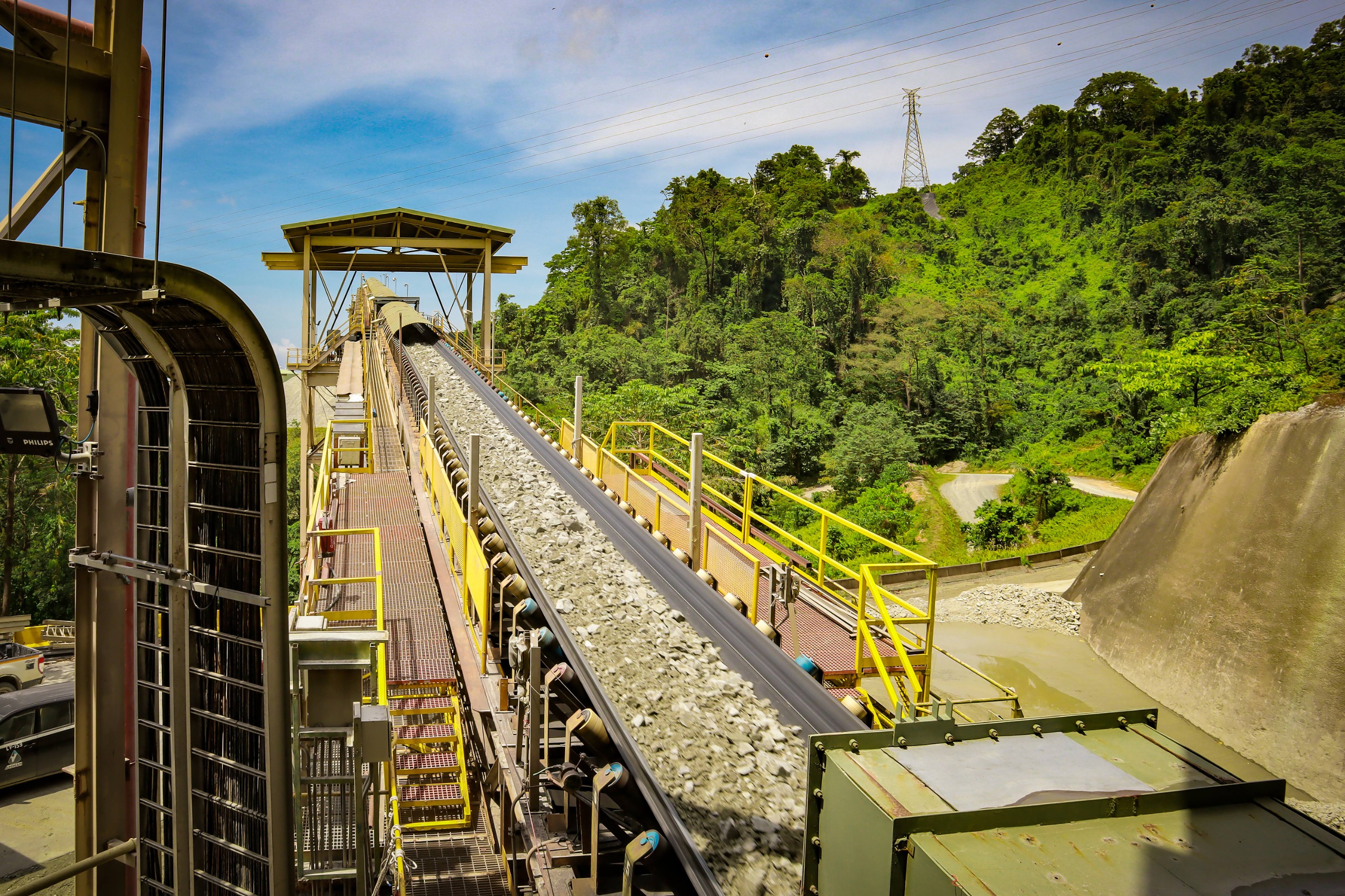Ketika Laser Menjadi Mata Ketiga di Batu Hijau